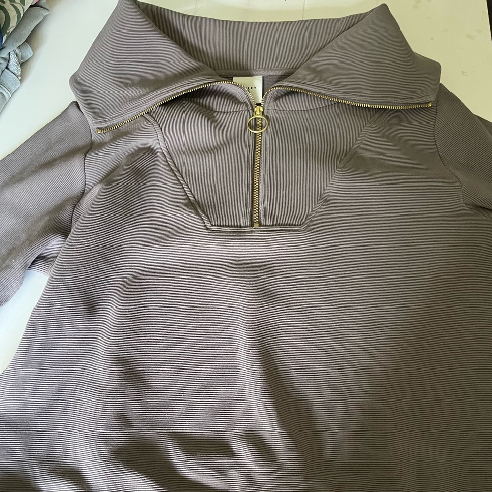 Varley Vine Pullover in color Charcoal women’s size  X-large